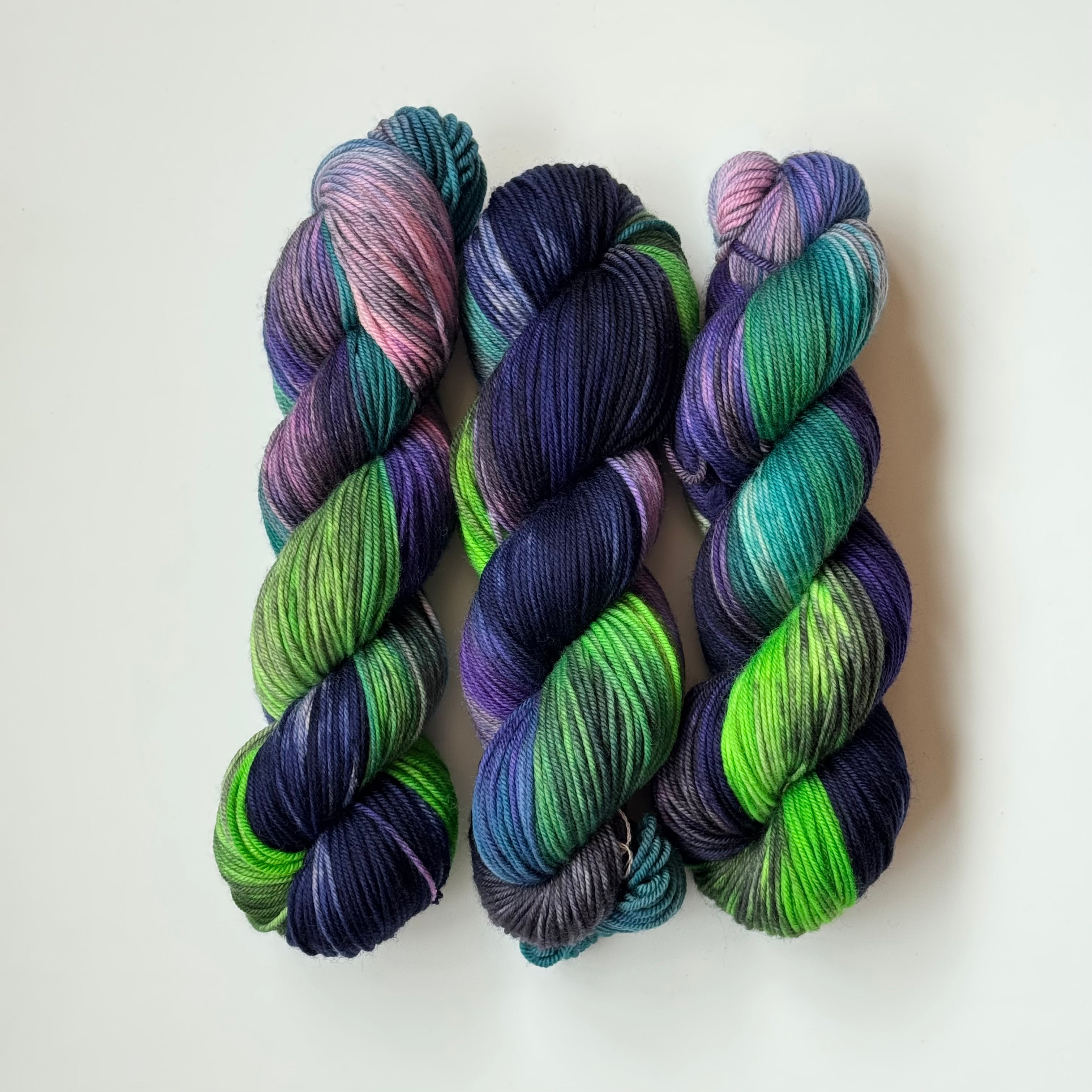 FINCH fingering- SW merino/nylon