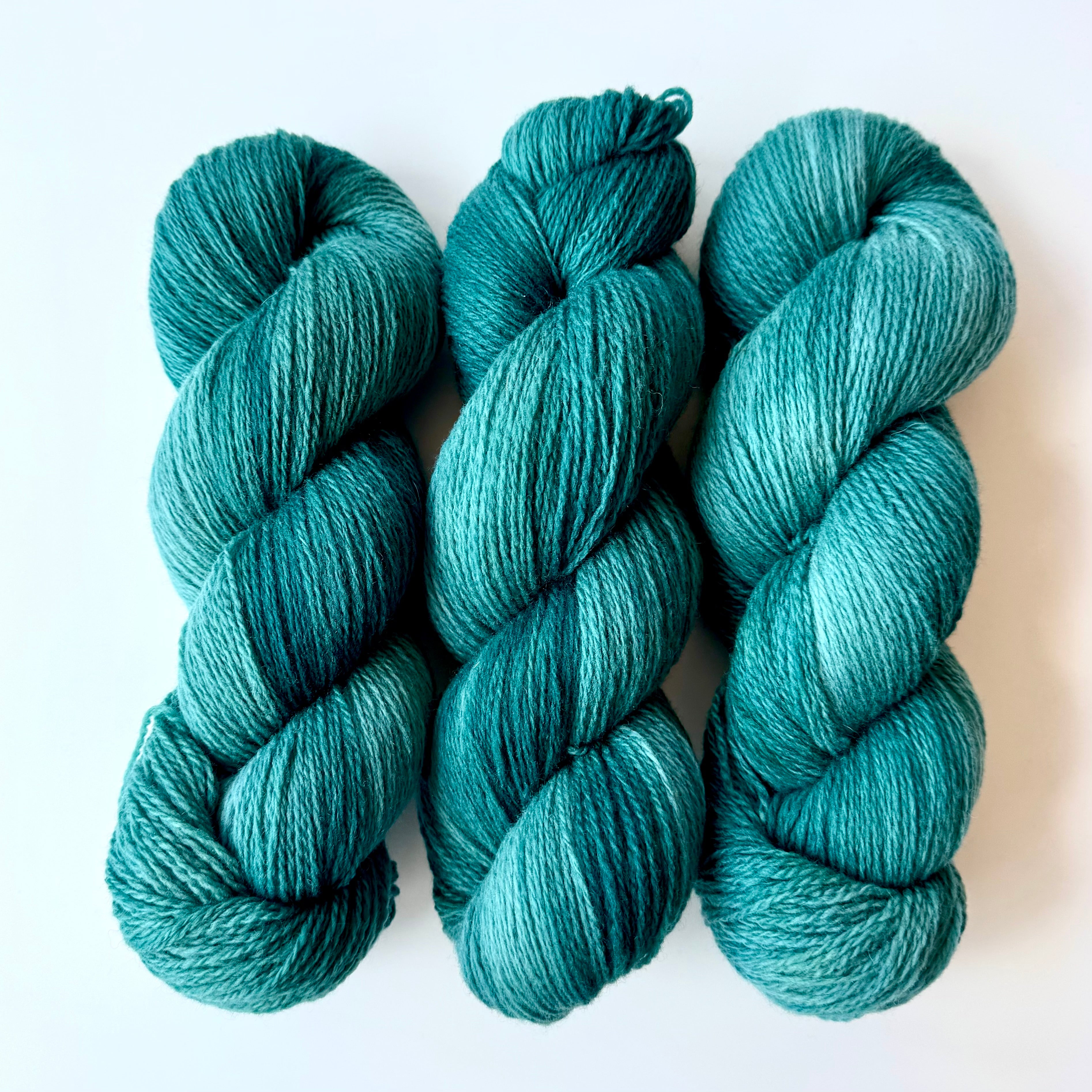 WREN- fingering - woolen spun