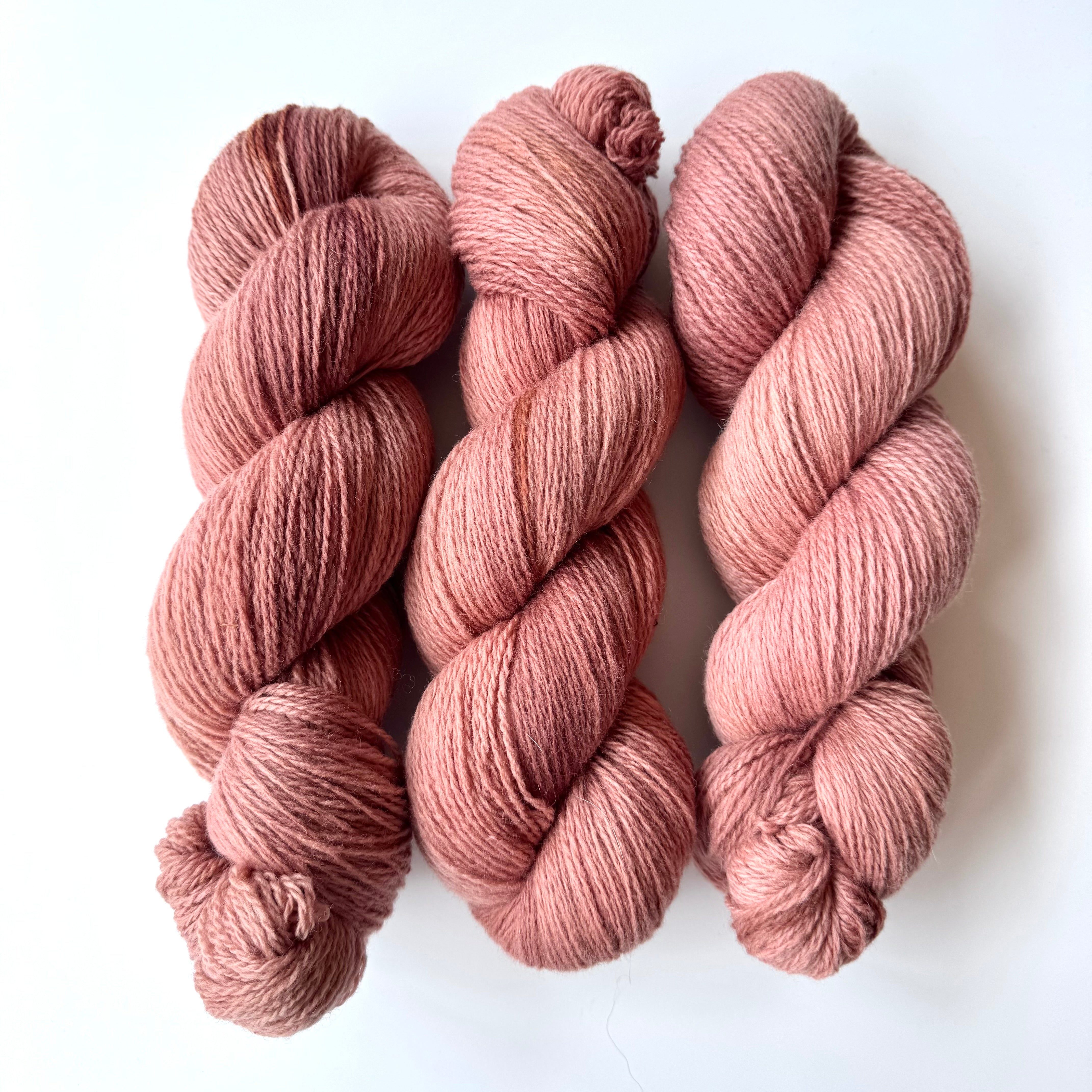 WREN- fingering - woolen spun