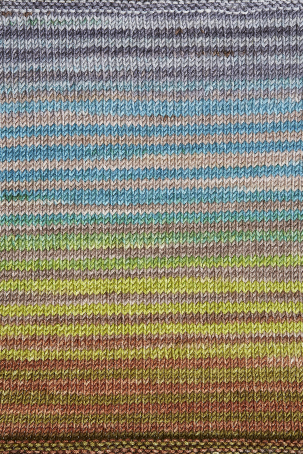 Urth Yarns: Uneek Worsted
