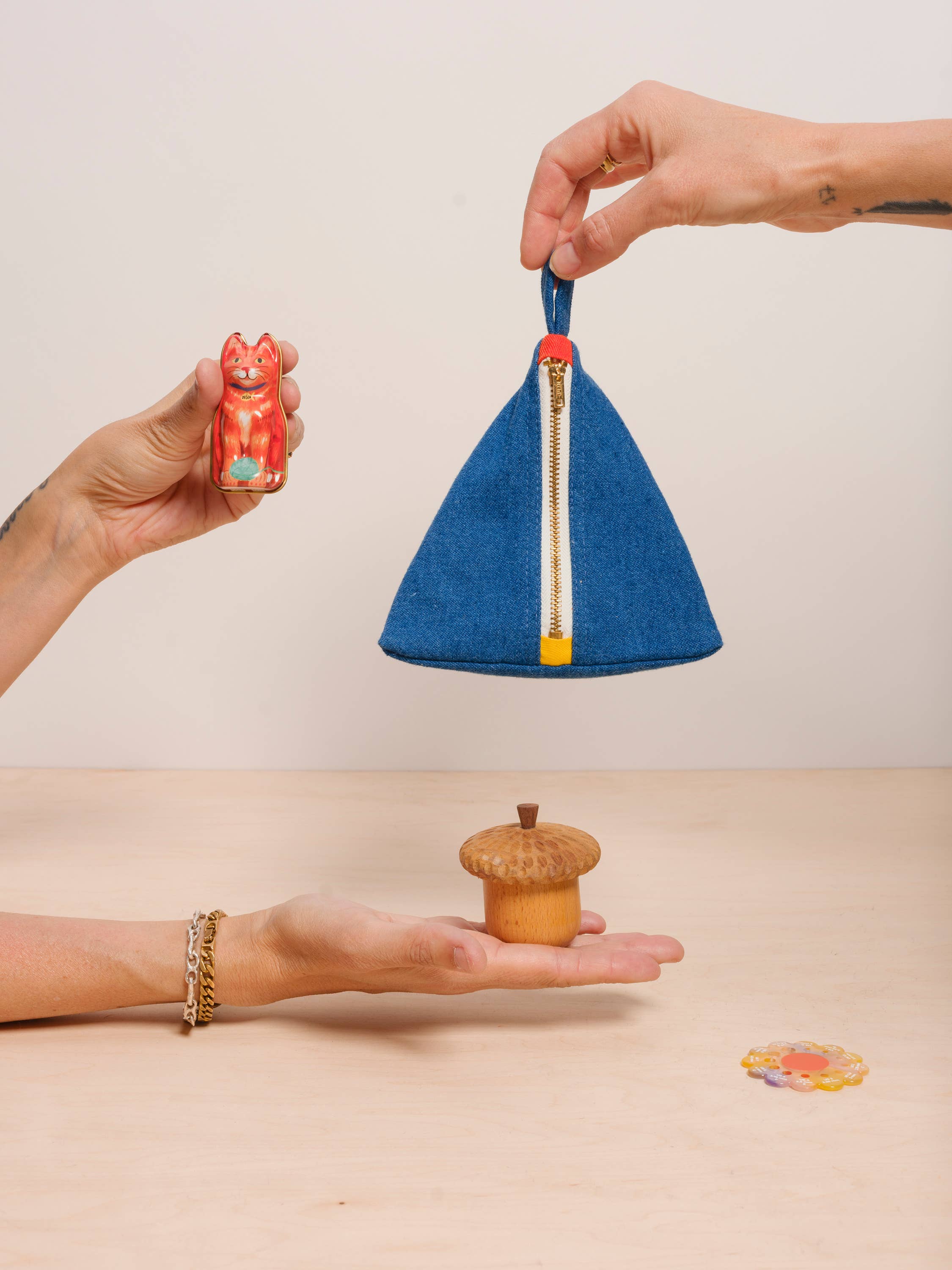 Stitch Marker Holding Acorn