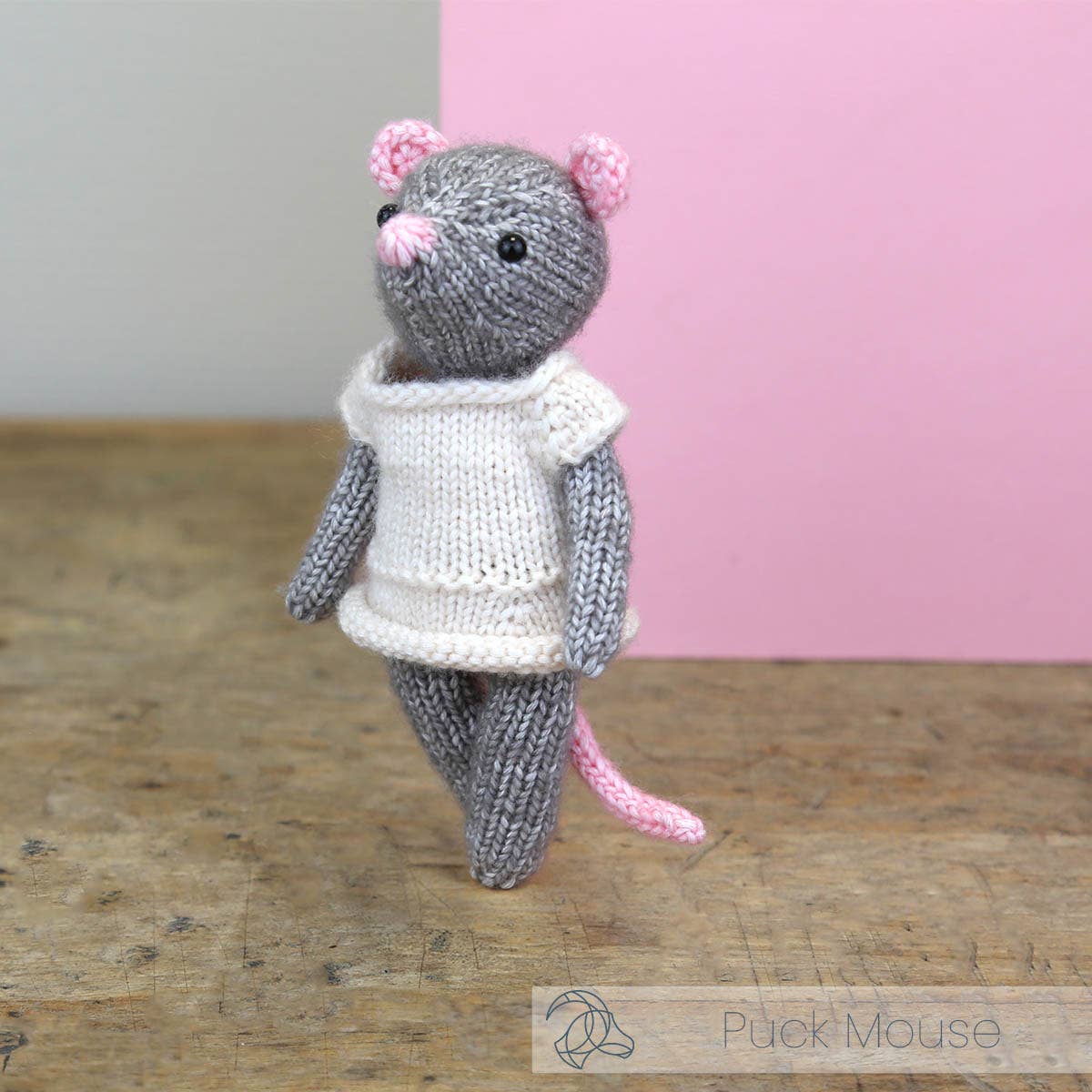 DIY Knitting Kit - Puck Mouse