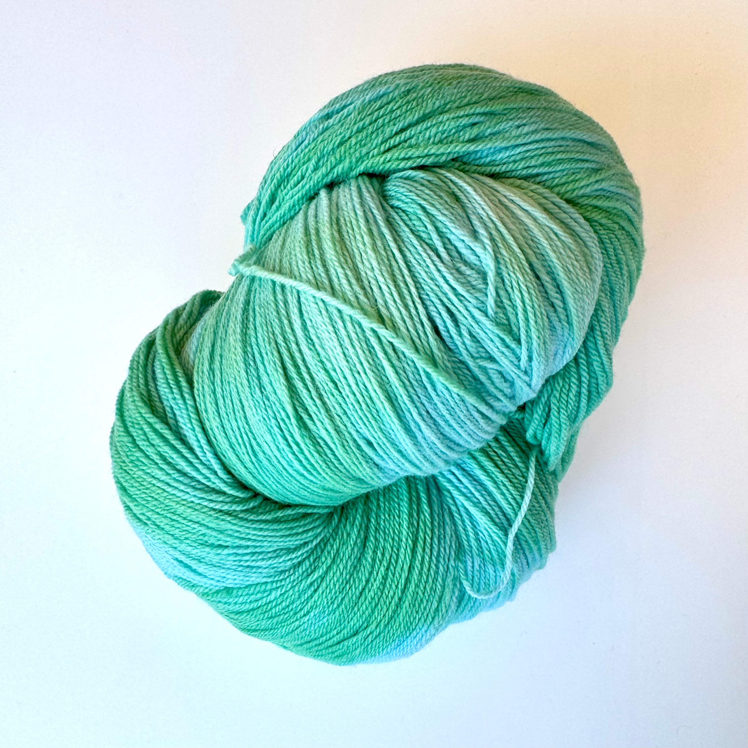 Sweater Skein - 1lb dk/light worsted weight