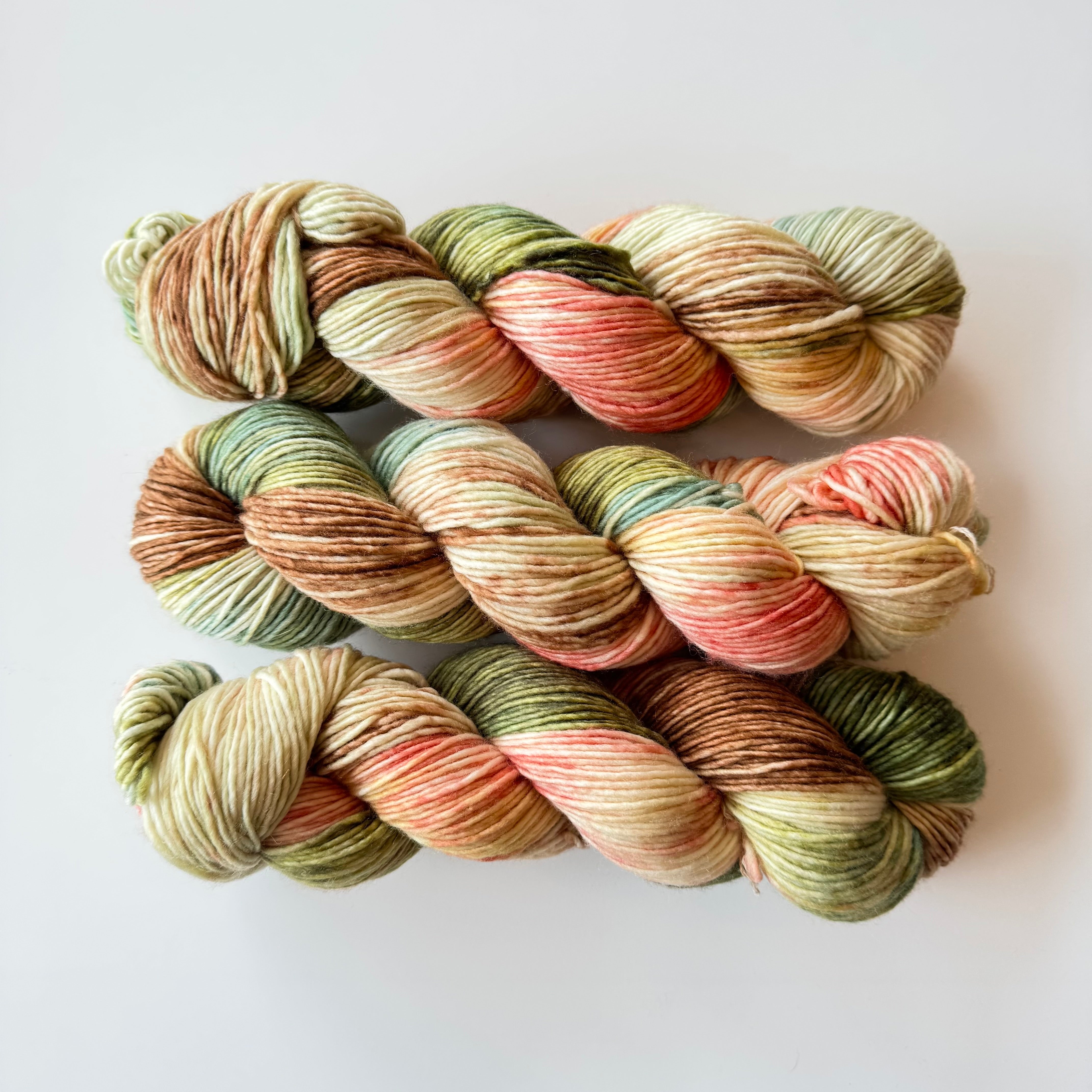 DOVE Worsted - Single Ply Merino wool