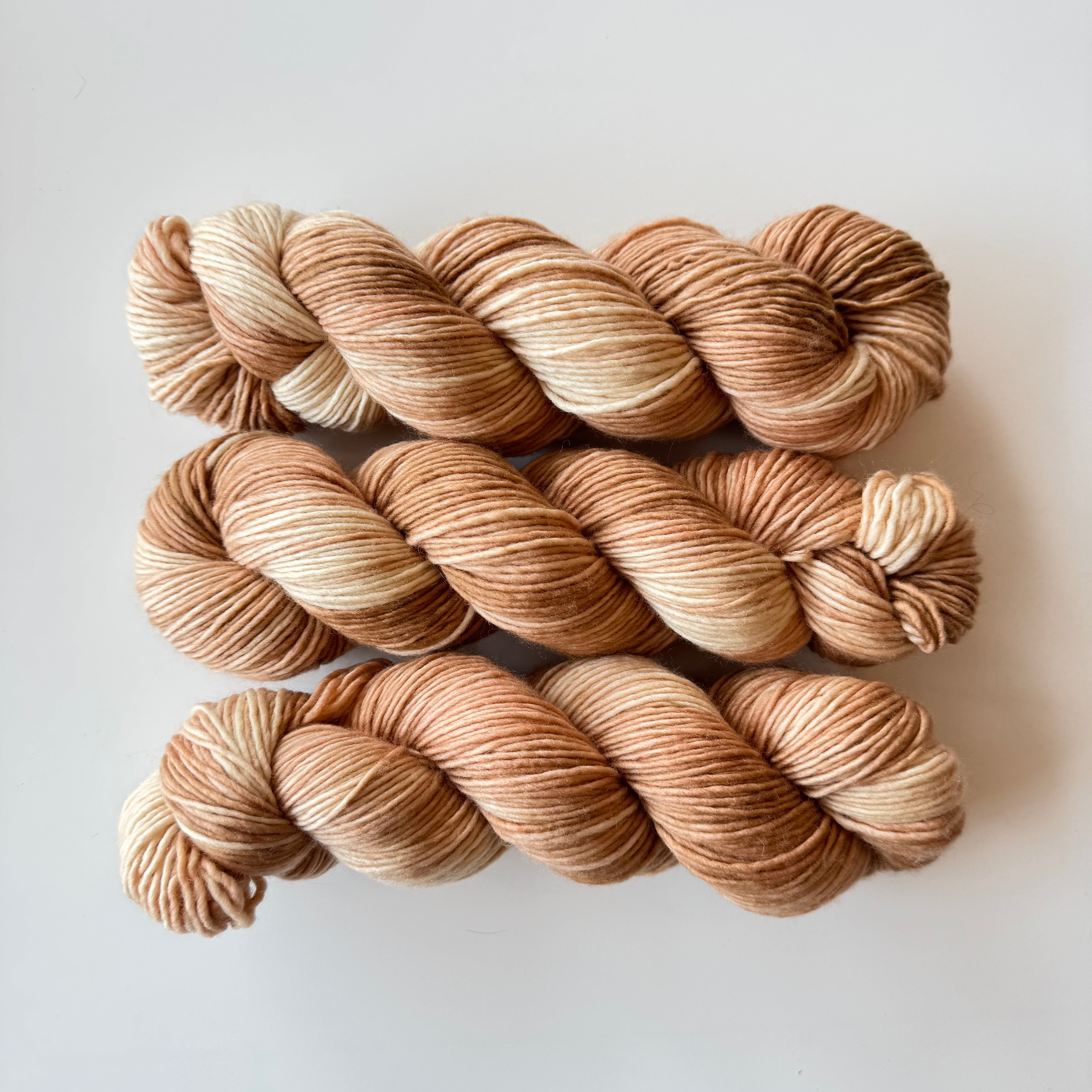 DOVE Worsted - Single Ply Merino wool