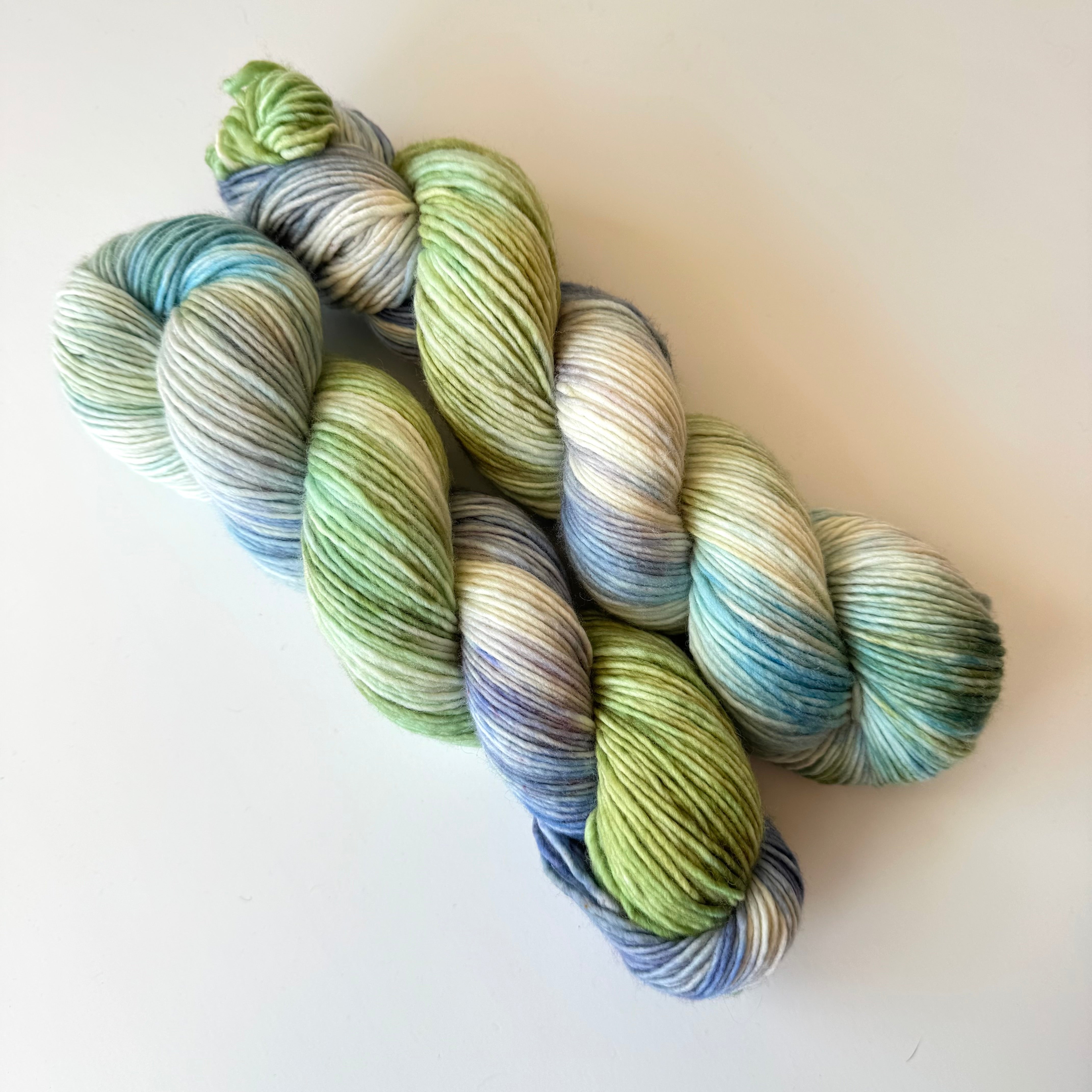 DOVE Worsted - Single Ply Merino wool