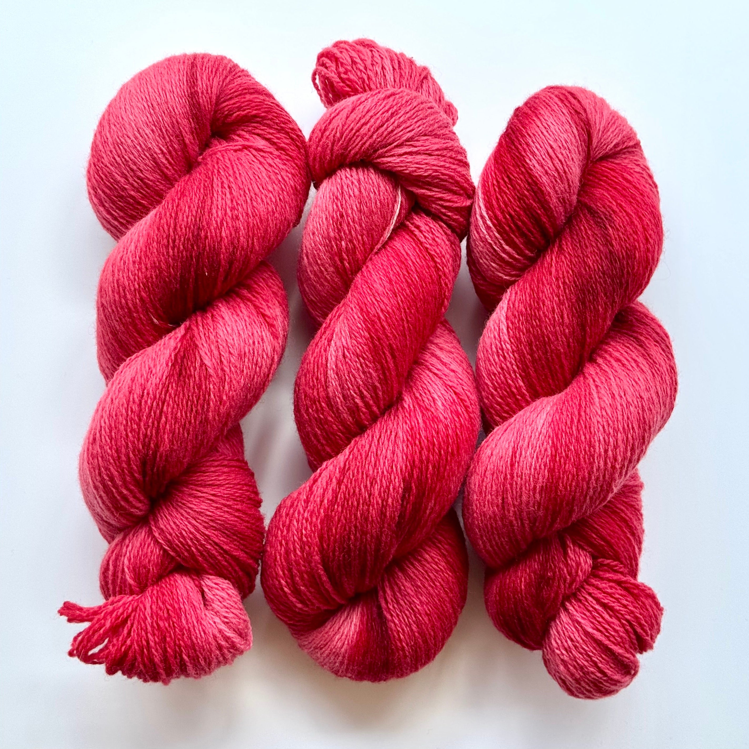 WREN- fingering - woolen spun