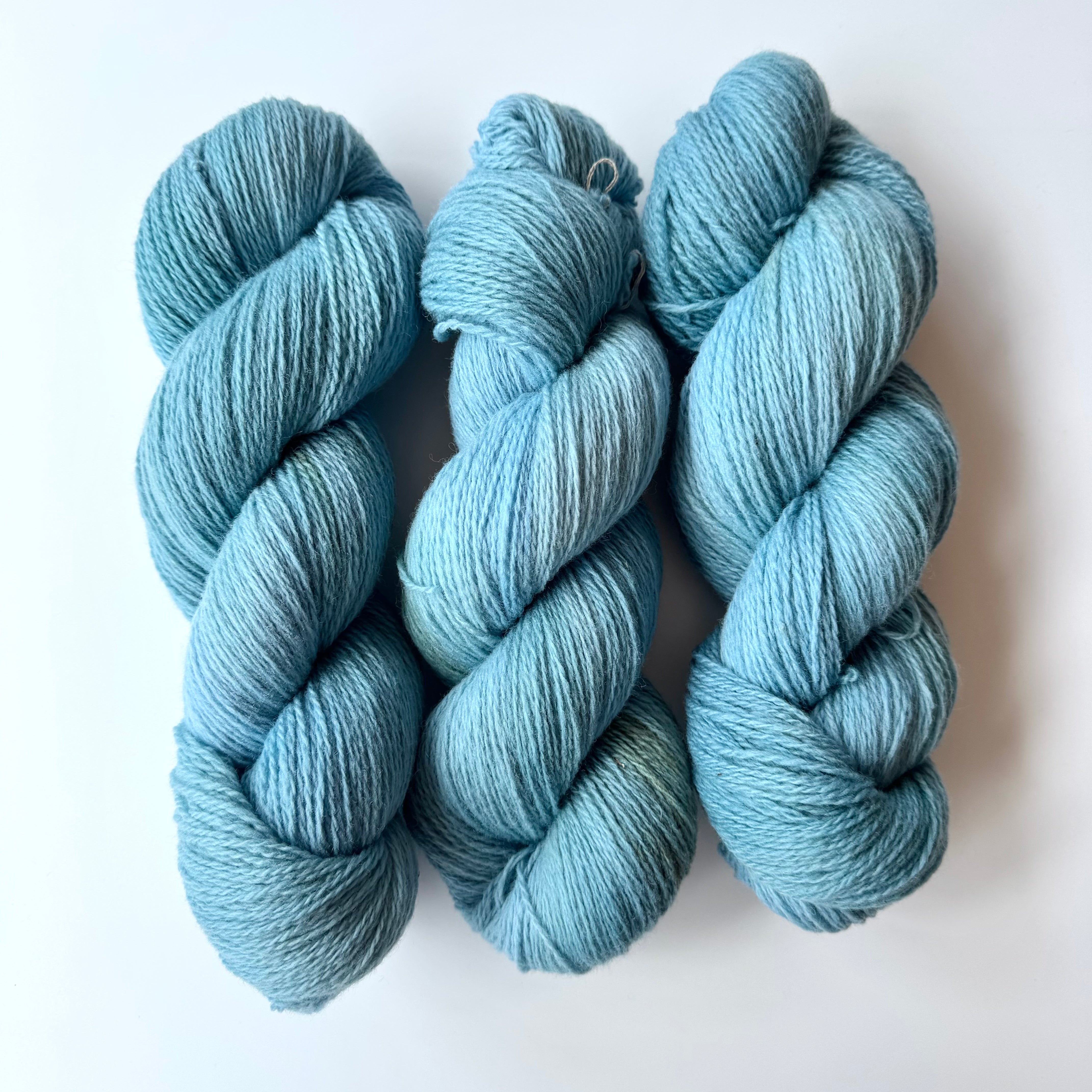 WREN- fingering - woolen spun