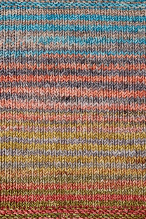 Urth Yarns:  Uneek Worsted