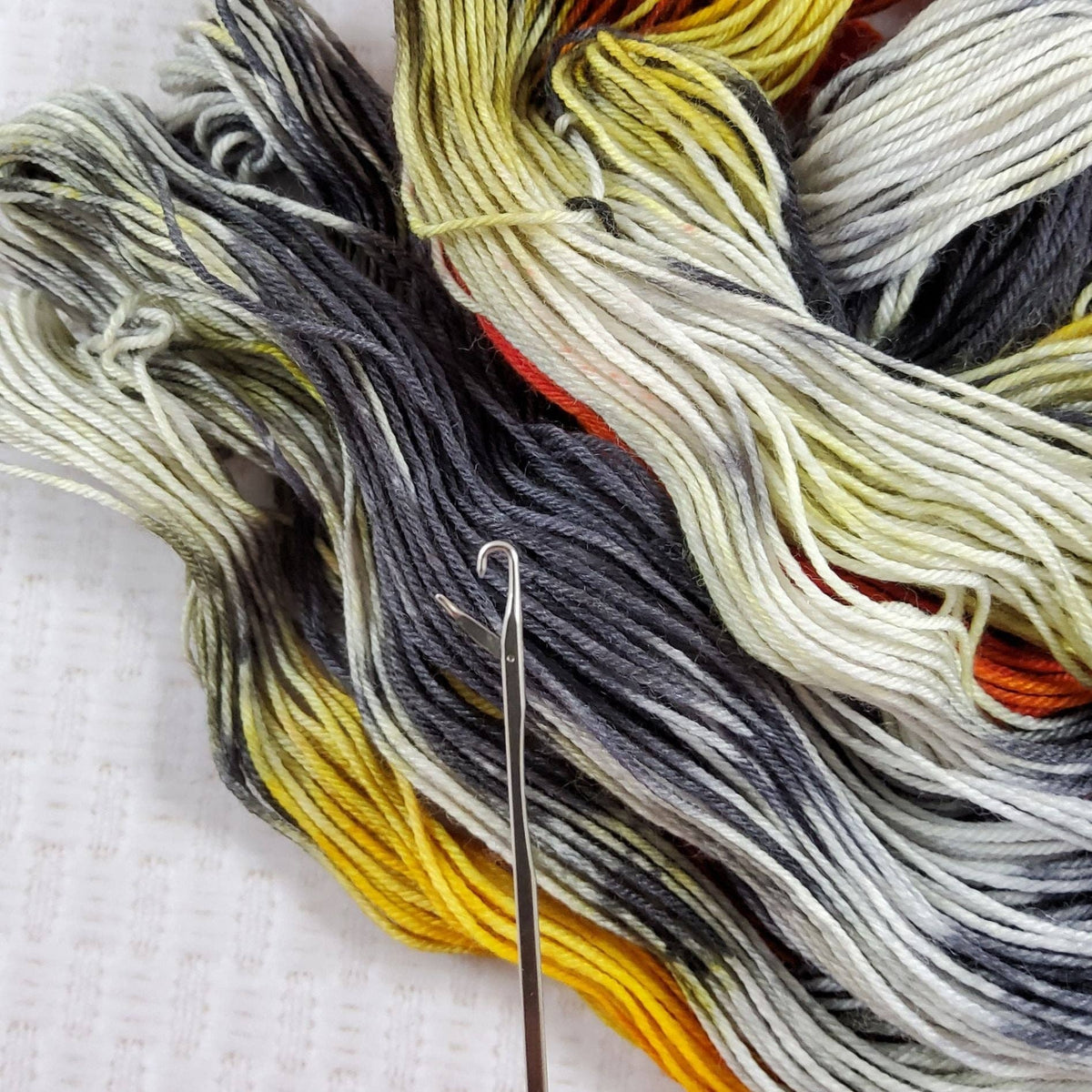 Yarn Grabbing Hook - Fish Design
